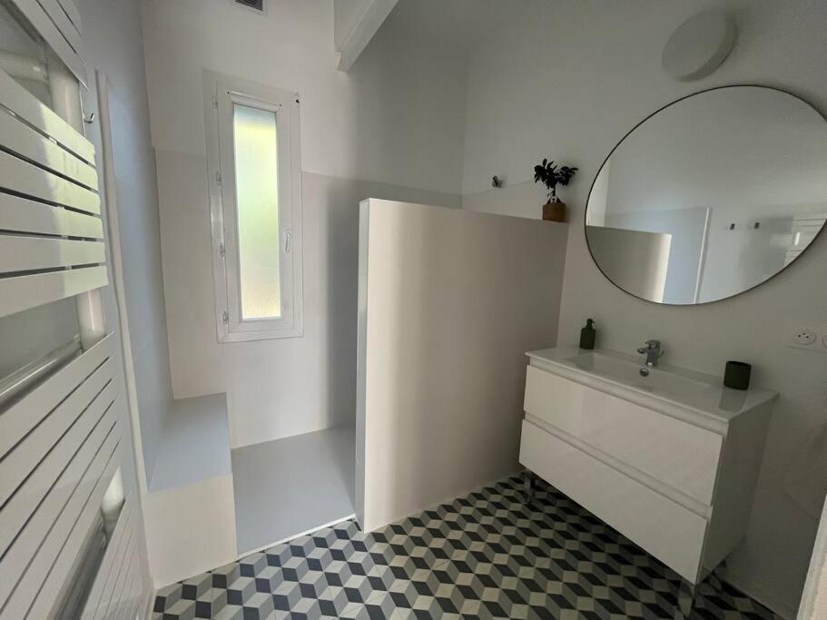 La Maison De Camille Climatisation Parking Prive Wifi Carcassonne Luaran gambar